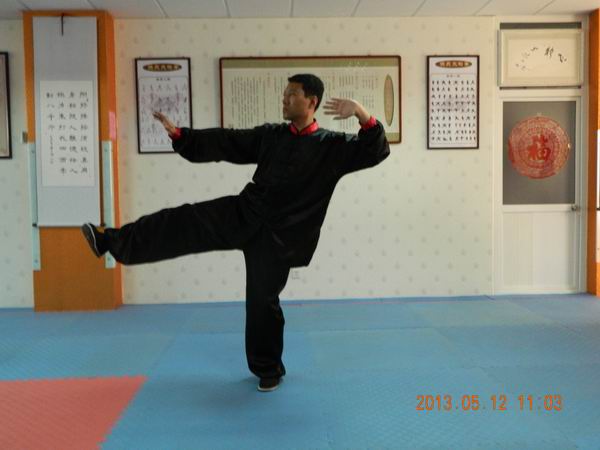 老学生 新友情
