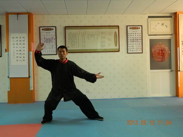 老学生 新友情